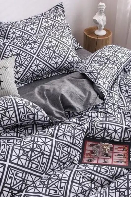 Комплект сімейної постільної білизни 